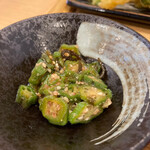 蕎麦んち - オクラと塩昆布の和物はあじが濃い