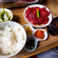熟成和牛焼肉エイジング・ビーフ 神楽坂飯田橋店 - ■熟成和牛とハラミの焼肉ランチ  1,639円  +肉大盛り660円（税込み）