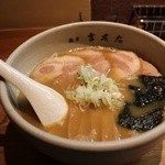 麺屋吉左右 - らーめん(麺200g)¥750+チャーシュー(3枚)¥400