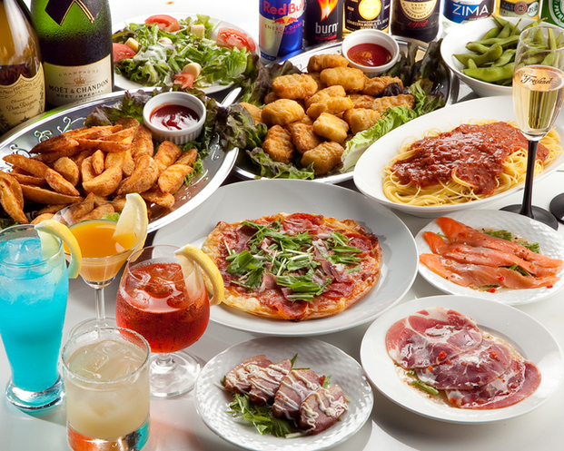 Genesis international bar photo 4