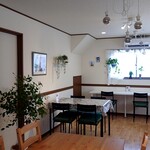 モグタロウ - 店内