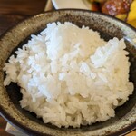 キッチン あお - 徳島の「あわみのり」
      店主の実家でお爺ちゃんが作ってるらしい
      米だけでも美味い