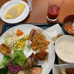 Sapporo Gurando Hoteru - ブッフェの朝食　オムレツの種類もたくさん