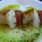 山猫軒 - カプレーゼの串焼き