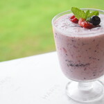 berry lassi