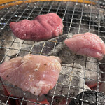 炭火焼肉 ホルモン にく式 - 