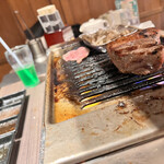 和牛焼肉食べ放題 肉屋の台所 - 