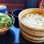 丸亀製麺 - 