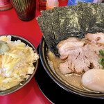 家系ラーメン王道 神道家 - 