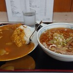 丸龍 - ラーメン、半カレーセット ￥800