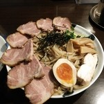 荒川らーめん魂 あしら - ちゃーしゅうつけ麺（辛味噌）の麺