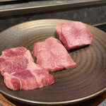 西麻布 焼肉 X - 