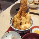 Tempura Ebinoya - 穴子天丼セットです　手作り焼売は熱いうちに食べたほうが美味しいです　穴子がデカくて感動です　一番美味しかったのは大きめなかぼちゃ　かぼちゃ好きなら嬉しいです 1180円