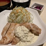 Yotsuya Shimmichi Doori Yoiyoi - 自家製タルタルのチキン南蛮定食
