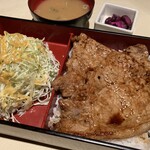 Yotsuya Shimmichi Doori Yoiyoi - 三元豚の味噌漬け炭火焼やわらか豚重