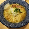 gyouzashokudoumaruken - 鶏だし醤油ラーメン748円
