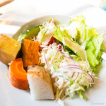 カーム カフェ ノマ - サラダが美味しい店ってあまりない