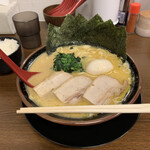 Yokohama Iekei Ramen Ryoumaya - 