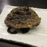 47都道府県の日本酒勢揃い 夢酒 - カニみその甲羅焼き 759円(税込)　(2022.8)