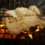 炭火焼 ゆうじ - ホルモン