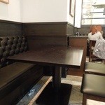 THE CITY BAKERY BRASSERIE RUBIN - 店内の雰囲気