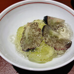 馳走 啐啄一十  - 【写真⑳】ナガノパープル（長野県須坂市産）、シャインマスカット（広島県産）、白ワインジュレ