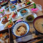 シズク カフェ＆スクール - 彩りもよく、映える御膳ですね♪しずくランチ1400円くらいだったかな?!