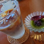 シズク カフェ＆スクール - アイスカフェラテは別料金♪