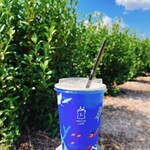 LAWSON - ドリンク写真:カフェラテ(ICE)と茶畑！