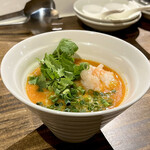 中華ダイニング 一途一心 - ラクサヌードル (1380円)