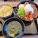 カルビ丼とスン豆腐専門店 韓丼  - 
