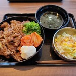 カルビ丼とスン豆腐専門店 韓丼  - 