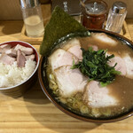 秋葉原ラーメン わいず - 