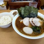 らーめん専門店 真打 - 焦がし醤油チャーシュー+味玉