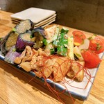 串打ちジビエと鰻串 新宿寅箱 - 