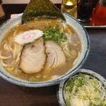 麺と餃子の工房 麺屋食堂 - 