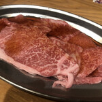 Wagyu U Yakiniku Jukusei O Otoro Gyuutan Kokusan Gyuu Horumon Date No Kura - 焼かないカルビ