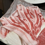 島豚にこだわったしゃぶしゃぶ屋さん一豚 - 