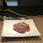 LOOP TOKYO - 肉寿司