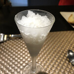LOOP TOKYO - 梨とマスカットワインのグラニテ