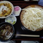 Mendokoro Haijimaya - 肉うどん+ミニカツ丼。