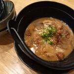 炭火串焼 らくだ - 牛すじ煮こみハーフ　これでハーフ