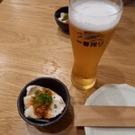 炭火串焼 らくだ - 突き出しの鶏ハム　ウマし！