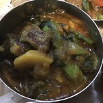 NEPALI CUISINE HUNGRY EYE Dine & Bar - 野菜入りブータン（臓物炒め）