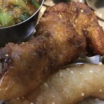 NEPALI CUISINE HUNGRY EYE Dine & Bar - チキンフライ