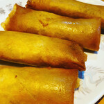 東海菜館 - 春巻き