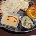 아지안다이닝 RARA