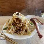 長崎ちゃんぽん・皿うどん 球磨 - 目の前で麺を揚げて作られる　皿うどん