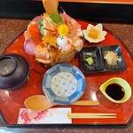 Nanten Zushi - 海鮮丼（しゃり250g）