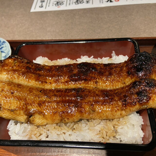 うなぎが安くて旨いだけ 鰻やす_0